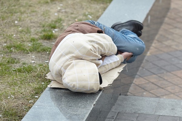 Research Examines Benefits of Social Media for Homeless Youth