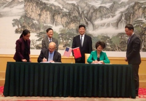 Members of China’s Media Come to DU