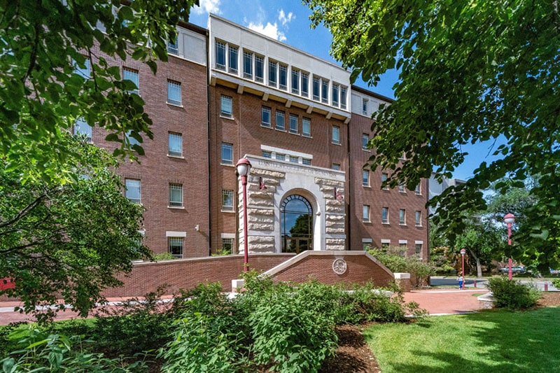 Daniels MBAs Stand Out in Latest Rankings