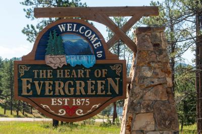 Evergreen sign
