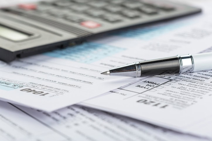 Daniels Students Provide Tax Help for Free