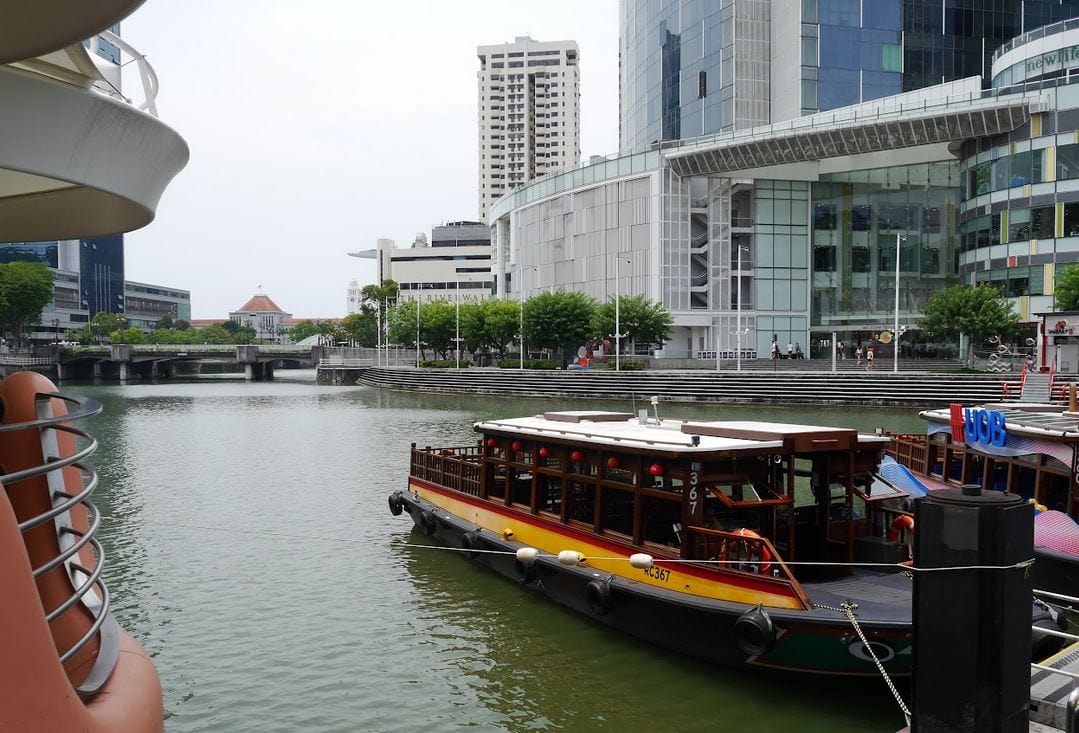 singapore-boat