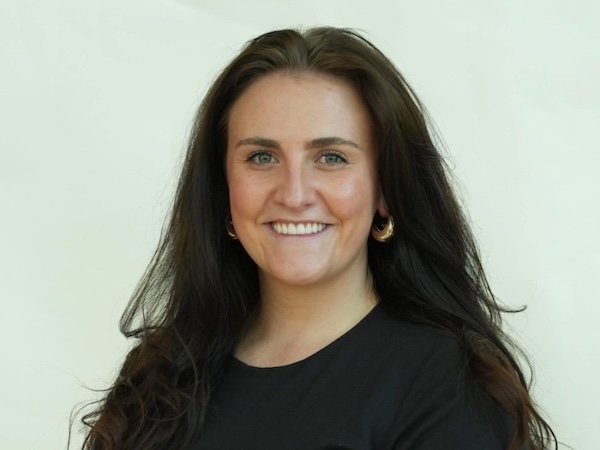 Daniels Helps Alum Find Her Way Back to Sports