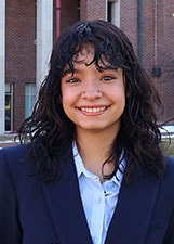 Alex Canas headshot